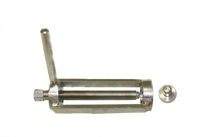 приспособление для замены переднего шарнира рычага передней подвески L@DA vesт@ (67.7823-9713) купить недорого с доставкой в Пенза