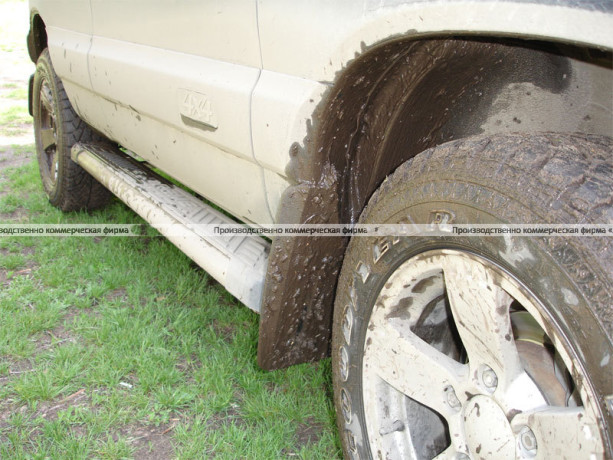Брызговики передние расширенные B@3 2123 "Chevrolet Niv@" до 2009 г. (2 шт.) купить недорого с доставкой в Пенза