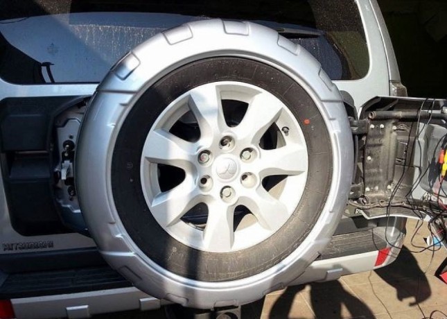 Бокс запасного колеса не окрашенный и прошитый для Mitsubishi Pajero IV (2006-2014) купить недорого с доставкой в Пенза