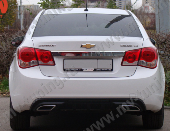 Диффузор заднего бампера var №2 (текстурный пластик) для Chevrolet Cruze (2008-2012) купить недорого с доставкой в Пенза