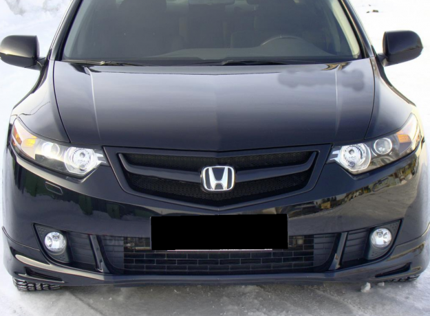 Решетка радиатора (под лого) "Sport" var №2 (сетка в комплекте) для Honda Accord VIII (2008-2010) купить недорого с доставкой в Пенза