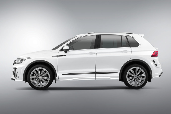 Накладки на двери Volkswagen Tiguan (2020-н.в.) купить недорого с доставкой в Пенза