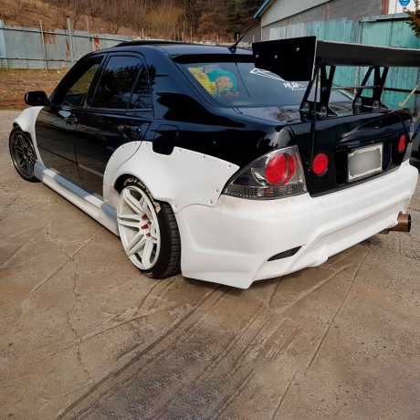 Задние фендеры "Rocket bunny style" +65mm для Lexus IS, Toyota Altezza купить недорого с доставкой в Пенза